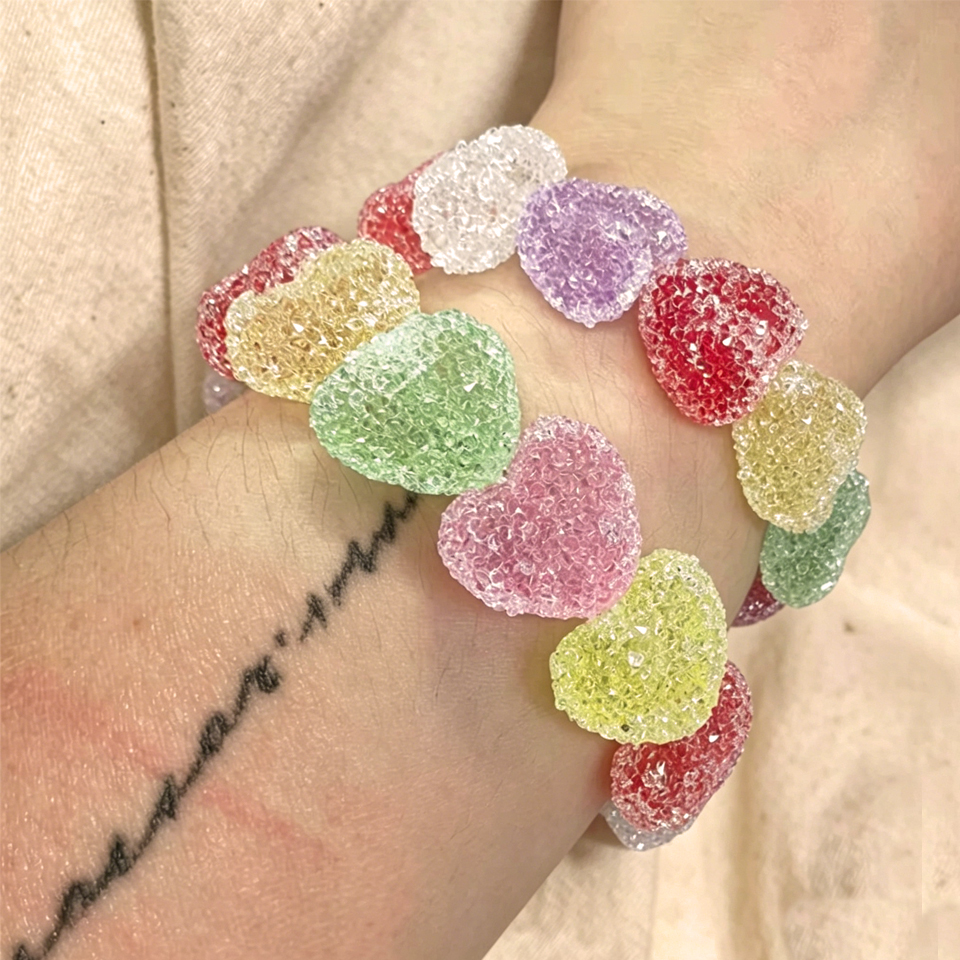 Colorful Heart Resin Necklace  - Resin Bangle Bracelet recension och pris